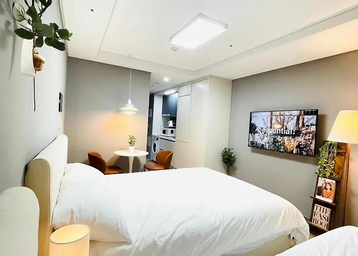 アパートホテル Inn-the Myeongdong 4*
