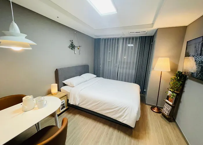 アパートホテル Inn-the Myeongdong 4*